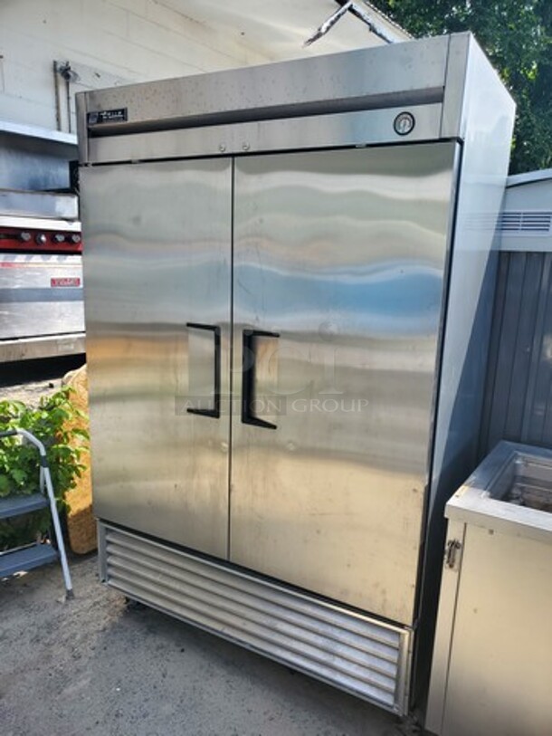 True T-49 54" Solid Two Door Reach-In Refrigerator - Image 1 of 4