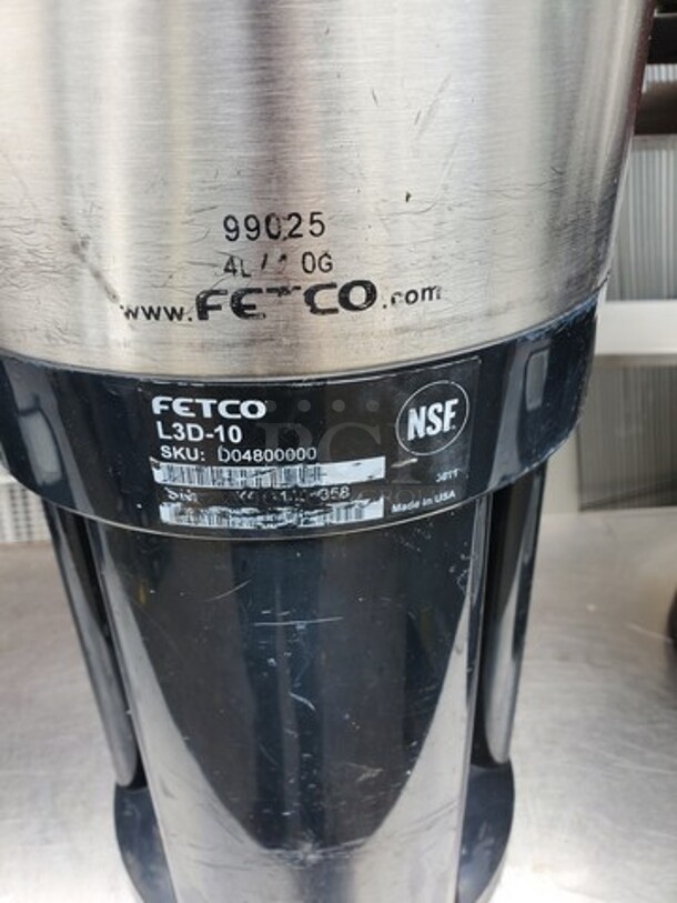 Fetco L3D-10 Luxus Thermal Dispenser
Missing faucet and drip tray
 - Image 4 of 4