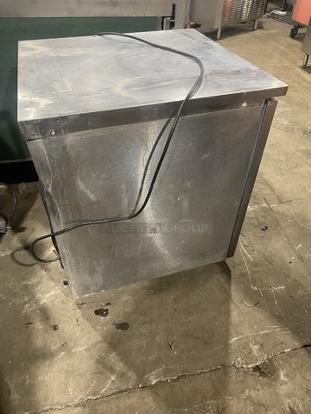 Delfield One Door Stainless Steel Lowboy Cooler Worktop! Model 406STAR2 Serial 0605036100681-T! 115V 1 Phase! On Casters!  - Image 4 of 7