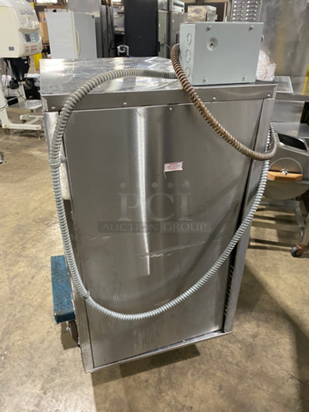 Prince Castle Commercial Electric Powered Food Warmer/ Dedicated Holding Bin! All Stainless Steel! Model: DHB3PT-44D SN: CD0059374 120/208/240V 60HZ - Image 2 of 9