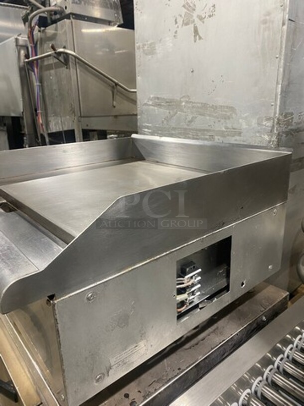 APW Wyott Commercial Countertop Flat Top Griddle! With Back And Side Splashes! All Stainless Steel! On Legs! - Image 3 of 8