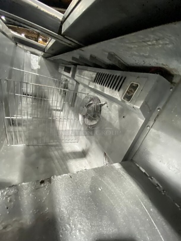 Migali Commercial Bar Back Beer Bottle Cooler! With 3 Sliding Stainless Steel Top Doors! Model: HBC95 SN: 2009020157 115V 1 Phase - Image 6 of 8