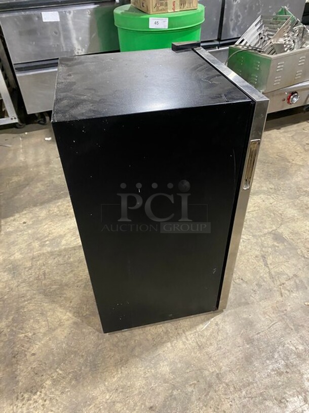 NICE! New Air Black Mini Wine Cooler Merchandiser! Model AB-1200! 110-120V! - Image 4 of 8