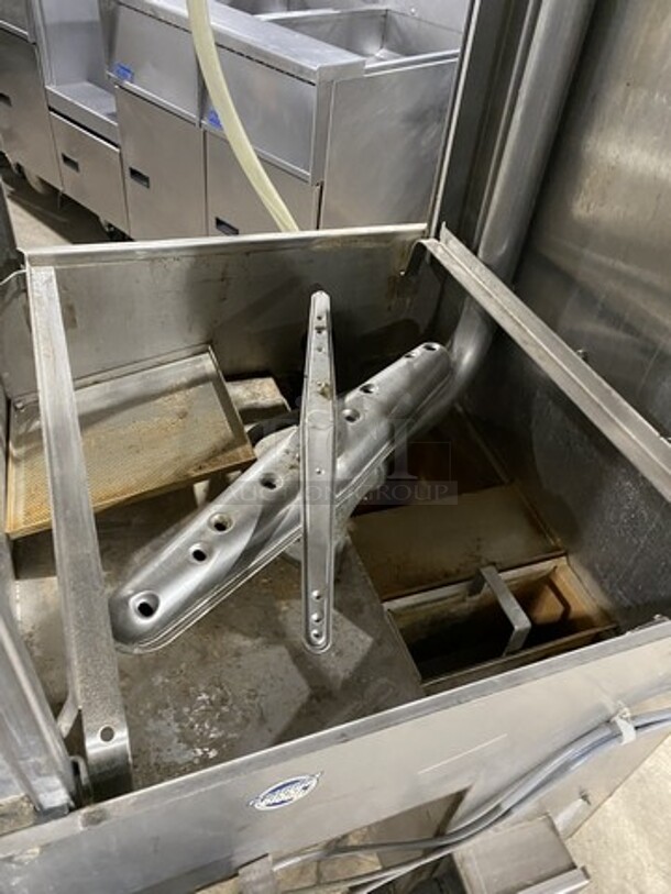 Hobart Commercial Pass-Through Dishwasher! All Stainless Steel! On Legs! Model: AM14T SN: 231048799 208/240V 60HZ 3 Phase - Image 5 of 9