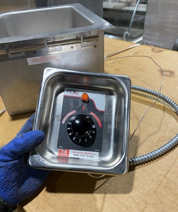NEW IN BOX! APW Wyott Electric Powered CounterTop Single Well Drop In Steam Table! Working! - Image 7 of 9