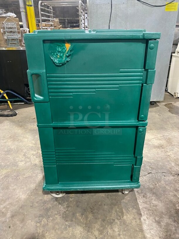 Cambro Commercial Food Catering/Holding Cabinet! With 2 Doors! On Casters! - Image 2 of 7