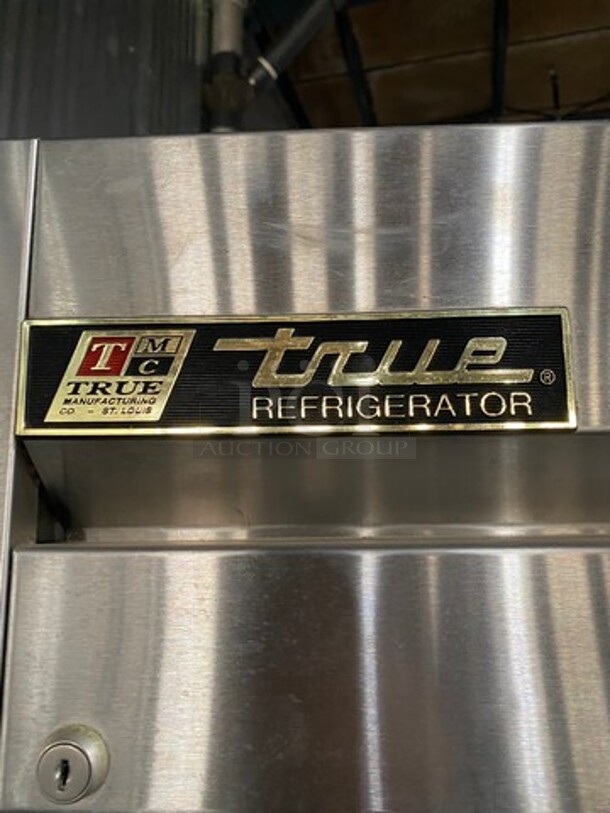 True Commercial Single Door Reach In Refrigerator! With Poly Coated Racks! Solid Stainless Steel! On Casters! Model: T23 SN: 11819948 115V 60HZ 1 Phase - Image 8 of 11