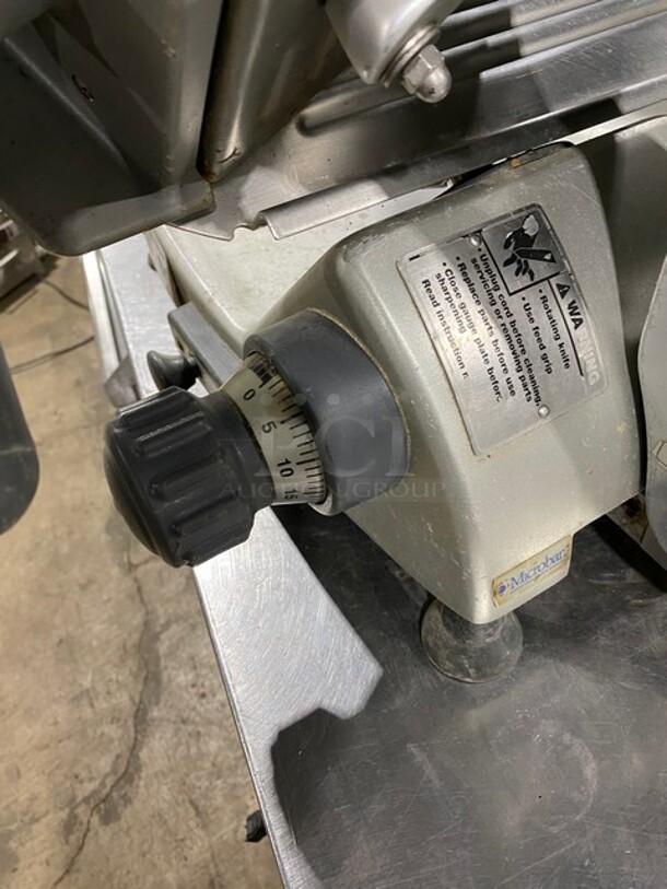 Hobart Stainless Steel Commercial Countertop Meat Slicer! MODEL 2812 SN: 631004071 120V 1PH - Image 7 of 9