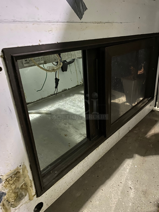 Marc Commercial Refrigerated Deli/Bakery Display Case! With Slanted Front Glass! With Sliding Glass Rear Access Doors! With Poly Coated Racks And Stainless Steel Shelf! - Image 5 of 7