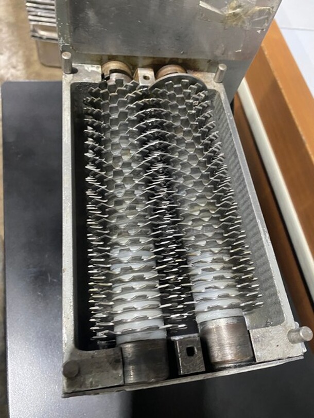 Fleetwood Commercial Countertop Meat Tenderizer Machine! Stainless Steel Body! Working When Removed! Model: ABI SN: 000173! 110V 1 Phase! - Image 5 of 8