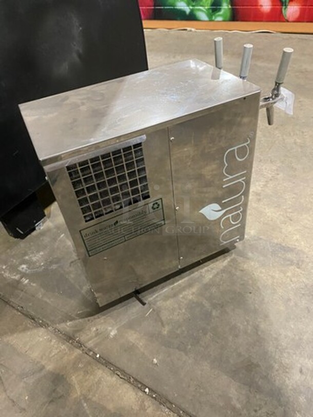 Natura Commercial Countertop 3 Tap Beverage Cooler/ Dispenser! With Drip Tray! All Stainless Steel! Model: NWSB3REF SN: 1433001014 115V - Image 3 of 7