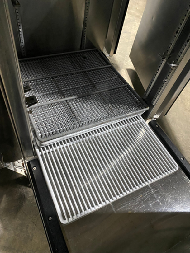 Glastender 2 Door Bar Back Cooler! With Poly Coated Racks! All Stainless Steel! On Legs! Model: NPT52L6SNH(LL/RR) SN: 134125922N 115V 60HZ 1 Phase - Image 6 of 9