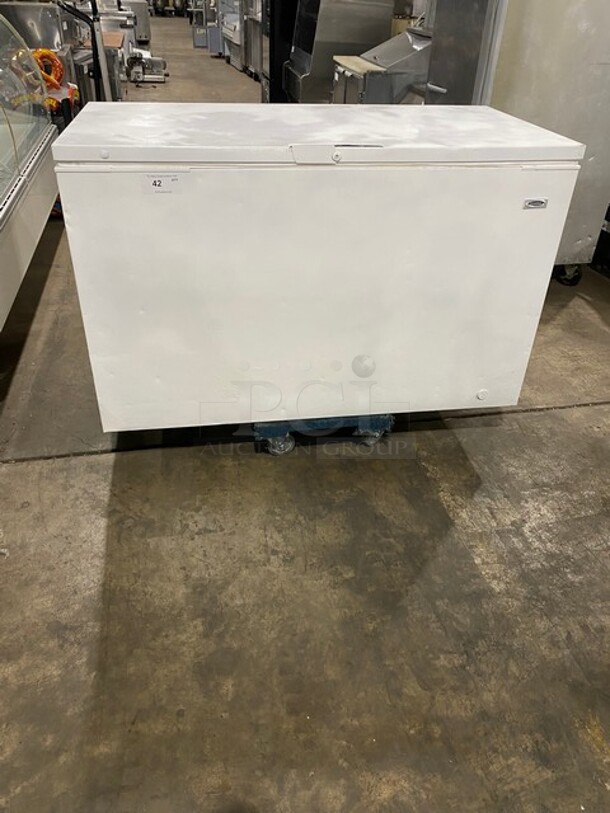 Commercial Reach Down Chest Freezer/ Cooler! With Hinged Top Lid! Model: CFC162QWA SN: WB44954512 115V 60HZ 1 Phase