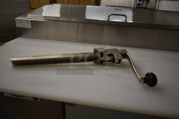 BRAND NEW SCRATCH AND DENT! Metal Commercial Can Opener.