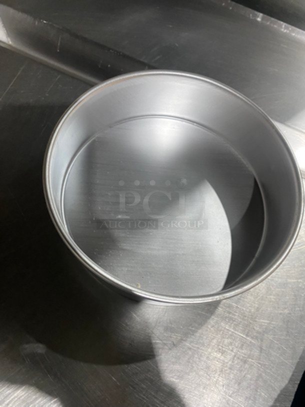 Round Metal Baking Pans! 5x Your Bid! - Image 3 of 4