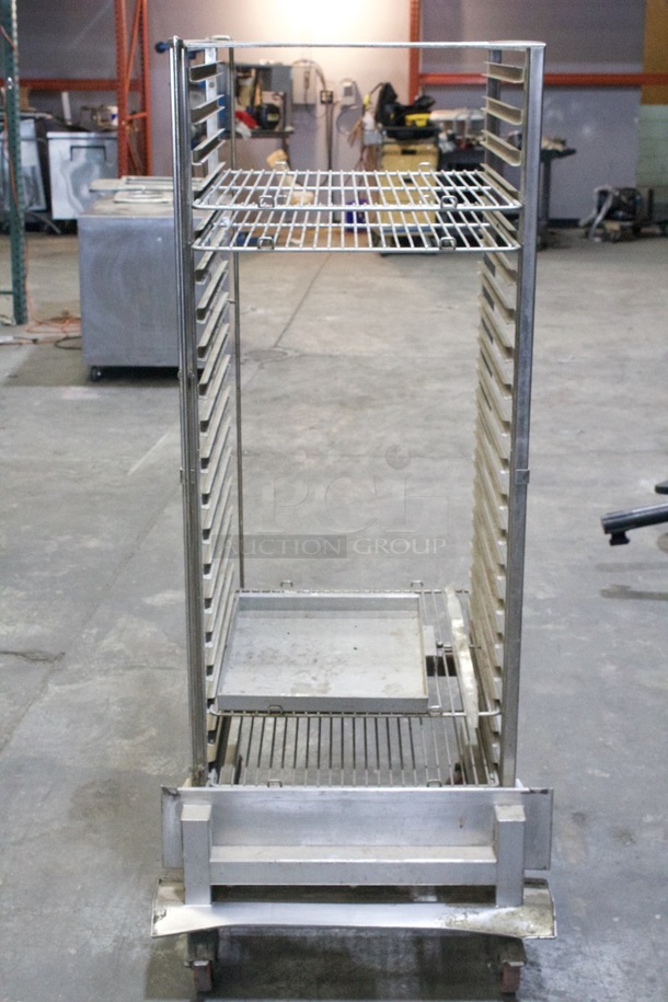 Alto-Shaam 20-20W CombiMate Heated Roll-In Holding Cabinet W/ Roll-In Rack - 208/240V - Image 6 of 12