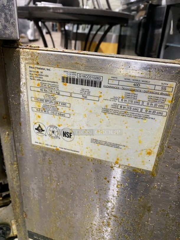 2018 Pitco Commercial Natural Gas Powered Deep Fat Fryer! With Back And Side Splashes! With 2 Metal Frying Baskets! All Stainless Steel! On Casters! WORKING WHEN REMOVED! Model: 40D SN: G18CC010283 - Image 7 of 8