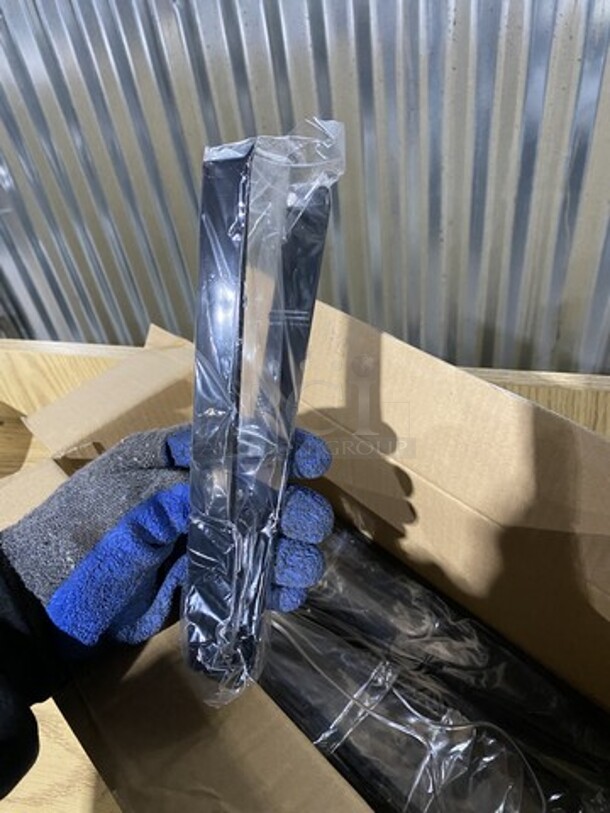 9" Heavy Weight Food Tongs!  - Image 3 of 4