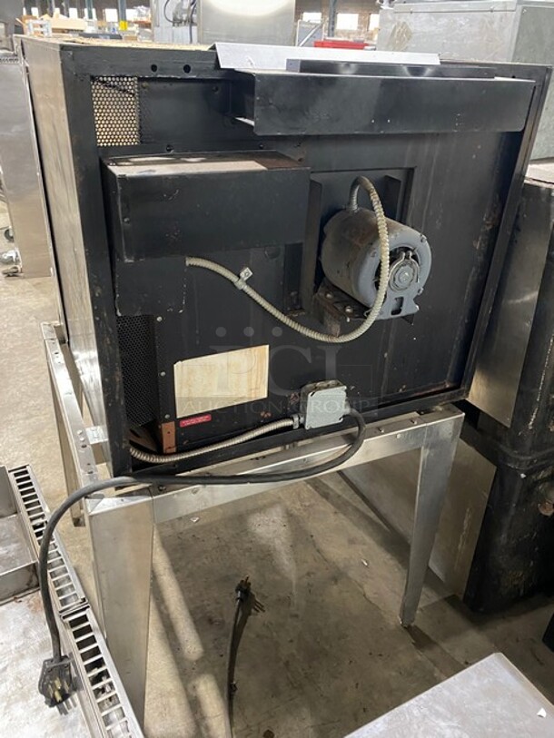 Blodgett Zephaire Edition Commercial Convection Oven! With Solid Doors! Metal Oven Racks! All Stainless Steel! On Legs! - Image 3 of 6