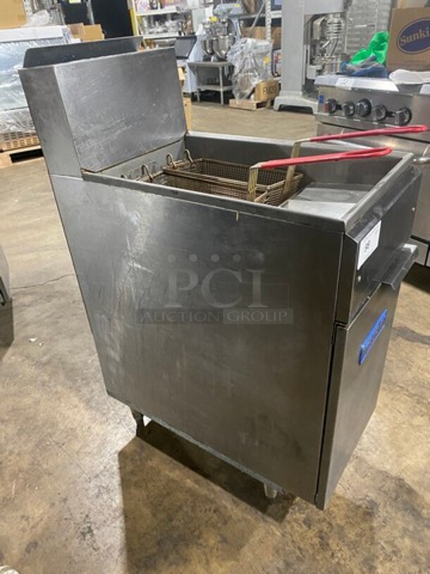 Imperial Commercial Natural Gas Powered Deep Fat Fryer! With Backsplash! With 2 Metal Frying Baskets! All Stainless Steel! On Legs! - Image 2 of 8