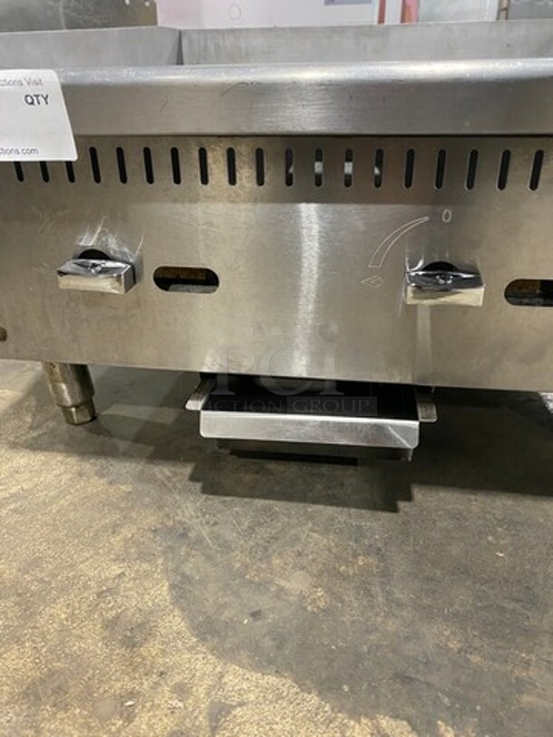Cook Rite Commercial Countertop Natural Gas Powered Flat Top Griddle! With Back And Side Splashes! All Stainless Steel! On Legs! - Image 7 of 10