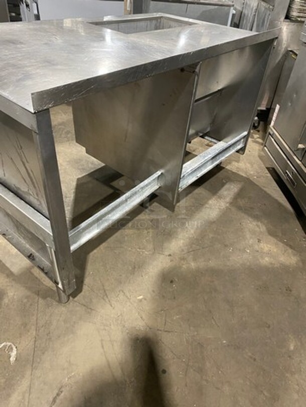 Commercial Electric Powered Single Well Food Warmer Serving Station! With Storage Space Underneath! All Stainless Steel! On Legs! SN: 1111150001569 208/240V 60HZ 1 Phase - Image 4 of 8