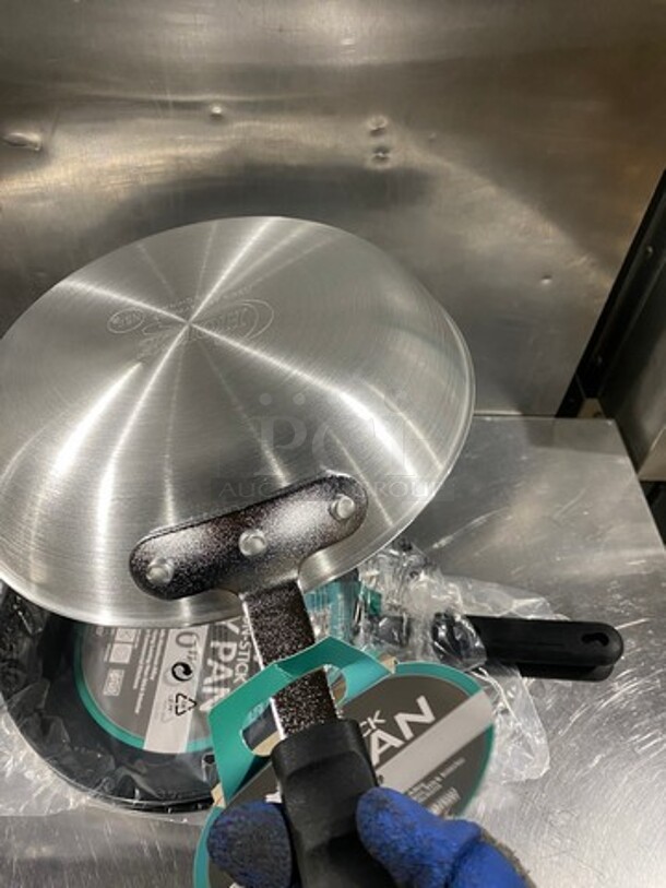 NEW! Choice Commercial Heavy-Duty Aluminum Non-Stick 10" Frying Pans! 3x Your Bid! - Image 3 of 6