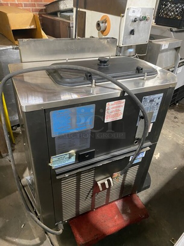 Taylor Crown Commercial Single Flavor Ice Cream Machine! All Stainless Steel! Model: C70733 SN: K8085397 208/230V 60HZ 3 Phase - Image 3 of 11