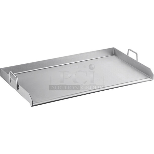 BRAND NEW SCRATCH & DENT! Backyard Pro 30" x 16" Stainless Steel Griddle Plate with 2 1/4" Splash Guard and Handles. Minor Damage To Packaging - Image 1 of 3