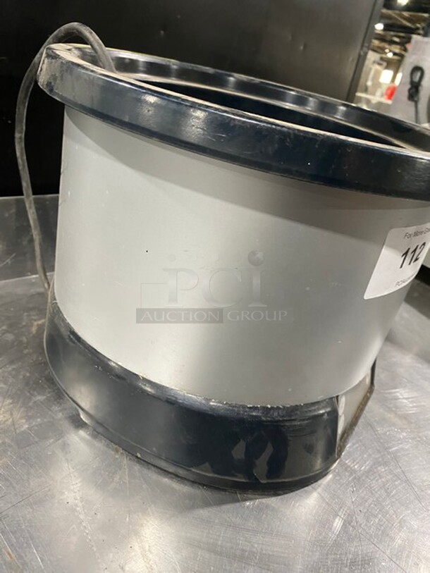 Vollrath 11qt Drop In Soup Warmer With Thermostatic Controls! MODEL 7411 SN: E2090024730237 120v - Image 2 of 6
