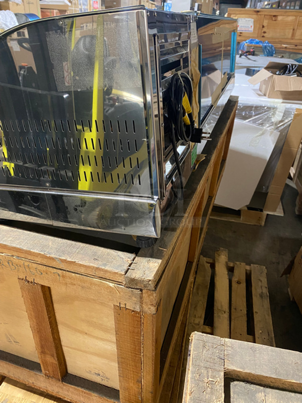 AWESOME! MUST HAVE! BRAND NEW! IN THE BOX! Diamond Commercial Countertop Refrigerated Sushi Display Case Merchandiser! With Curved Glass! Stainless Steel Body! On Small Legs! Model: GVRB160 - Image 3 of 8