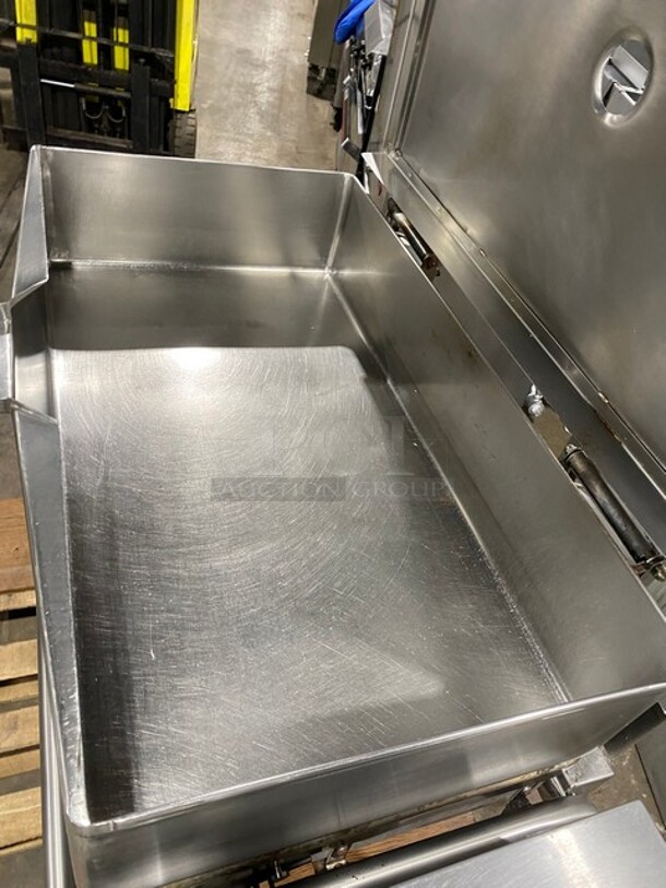 WOW! Market Forge Commercial Natural Gas Powered Tilted Braising Pan/Ultra Tilt Skillet! All Stainless Steel! On Legs! 115V 1 Phase! Model: 1300-2! Working When Removed!  - Image 5 of 8