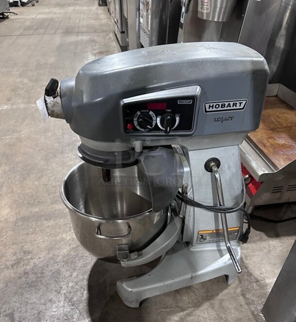 Hobart Legacy 20 Quart Planetary Mixer! Model HL200 Serial 311501777! 120V 1 Phase!  - Image 2 of 8