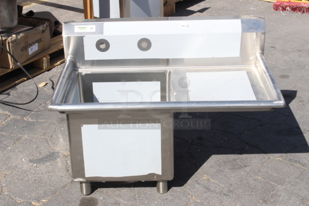 BRAND NEW SCRATCH & DENT! Regency 60S1181818R 38 1/2" 16-Gauge Stainless Steel One Compartment Commercial Sink - 18" x 18" x 14" Bowl - Right Drainboard. Sink component only. Top Right and Left Corners are Bent.  - Image 2 of 6