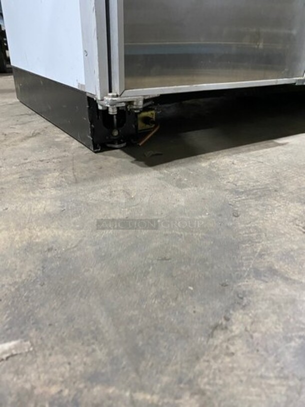 Sub Zero Reach In Cooler And Freezer Combo Unit! With Poly Shelves And Racks! Model: 561/F SN: M1688193 115V 60HZ 1 Phase - Image 9 of 9