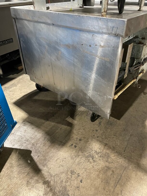 Delfield Commercial Refrigerated 2 Drawer Chef Base! All Stainless Steel! On Casters! 115V 1 Phase! Model: F2952C SN: 0908150001697! - Image 3 of 7