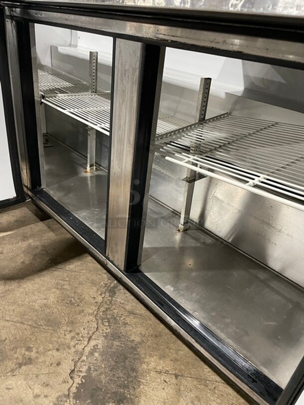 True Commercial Refrigerated Bain Marie/Sandwich Prep Table With Right Side Worktop! With 3 Door Refrigerated Storage Underneath! All Stainless Steel! With Poly Coated Racks! On Casters! 115V 1 Phase! Model: TSSU-72-12 SN: 7868756! - Image 6 of 9