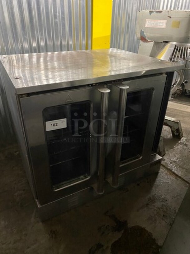 Commercial Natural Gas Powered Convection Oven! With View Through Doors! Metal Oven Racks! All Stainless Steel! Model: CBCOG SN: 1706210230 - Image 1 of 7