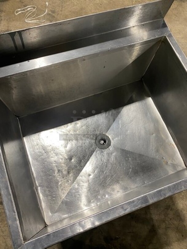 All Stainless Steel Ice Bin! On Legs! - Image 5 of 7