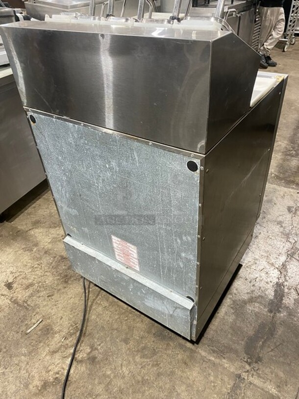 Silver King! Stainless Steel! Topping Dispenser! with/ Poly Board!
MN:SKF2A
SN:SADF31373A - Image 3 of 11