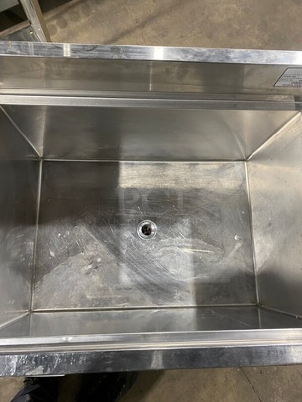 Krowne All Stainless Steel Ice bin! On legs! MODEL 1824 SN:08030006015 - Image 5 of 7