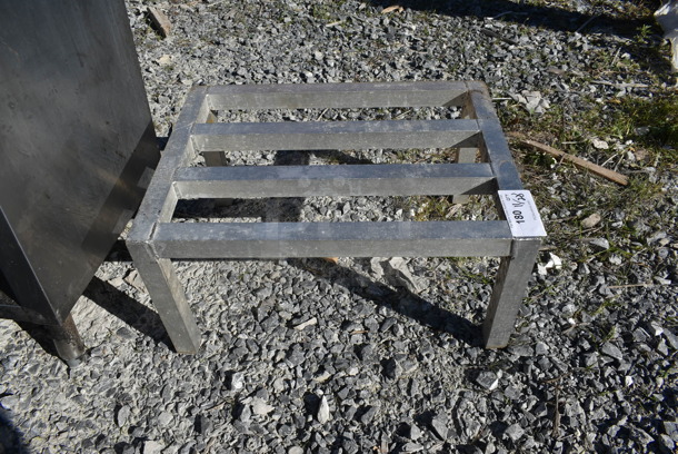 Metal Commercial Dunnage Rack. - Image 1 of 2