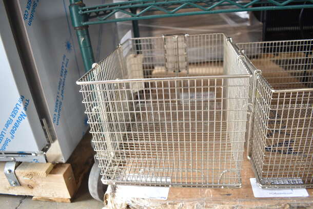 2 BRAND NEW SCRATCH AND DENT! Items; Henny Penny 17801 Basket for PFG600 Fryers and Henny Penny 19501 Basket for PFE500 Fryers . 2 Times Your Bid! - Image 3 of 6