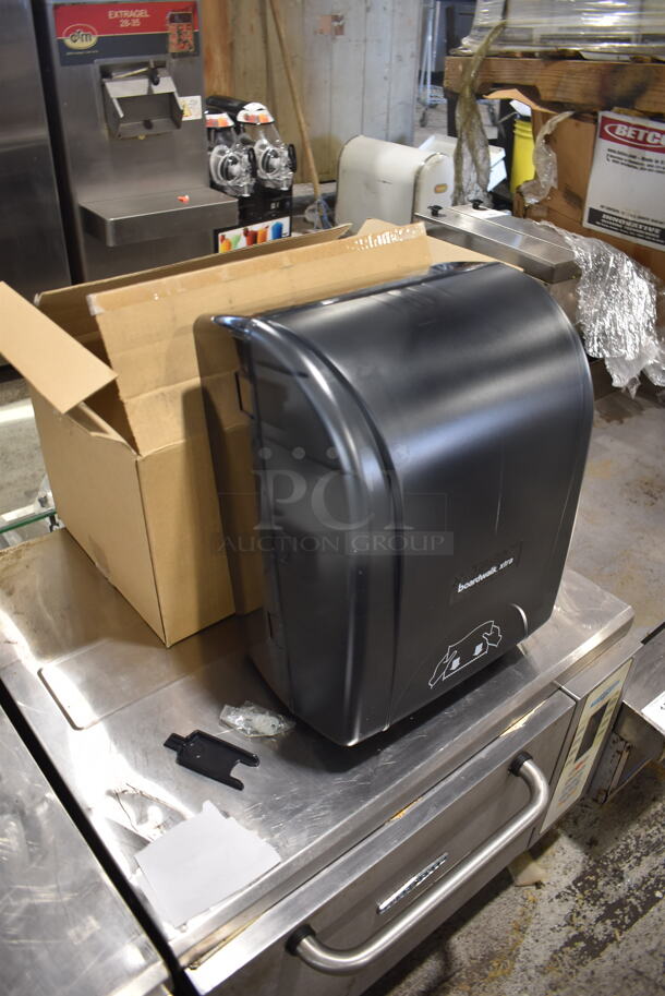 BRAND NEW IN BOX! Boardwalk Xtra Black Poly Wall Mount Hand Towel Dispenser. - Image 2 of 5