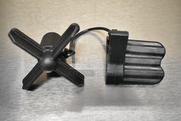BRAND NEW SCRATCH AND DENT! 928IBHD16DX Immersion Blender. 120 Volts, 1 Phase. Tested and Working!  - Image 8 of 8
