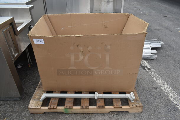 ALL ONE MONEY! Lot of BRAND NEW Cambro Gray Poly Shelf Support Rods - Image 2 of 4