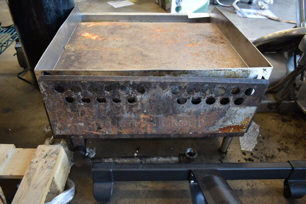 Toastmaster Stainless Steel Commercial Countertop Natural Gas Powered Flat Top Griddle.  - Image 5 of 6