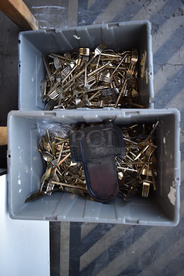 ALL ONE MONEY! Lot of 4 Gray Poly Bins w/ Silverware Including Forks - Image 5 of 5