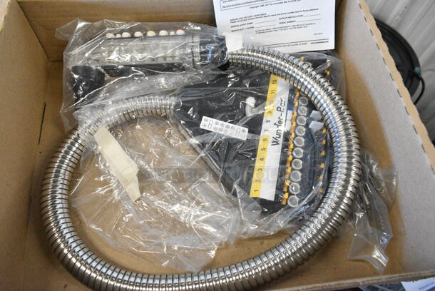 BRAND NEW SCRATCH AND DENT! Wunder-Bar Mark 4 M4-10620KSM3 10 Button Soda Gun with 3' Hose - 6 Carbonated, 2 Non-Carbonated - Image 4 of 8