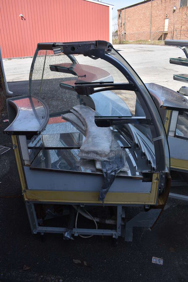 Metal Commercial Curved Remote Deli Display Case Merchandiser. Does Not Come w/ Compressors. Comes In Three Pieces. Pictures of Item In Use Are Attached. 63x39x56 Each Piece. - Image 8 of 8